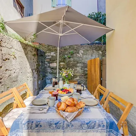 Apartament Gaia On Hill: 2br With Ac And Outdoor Space - Happy